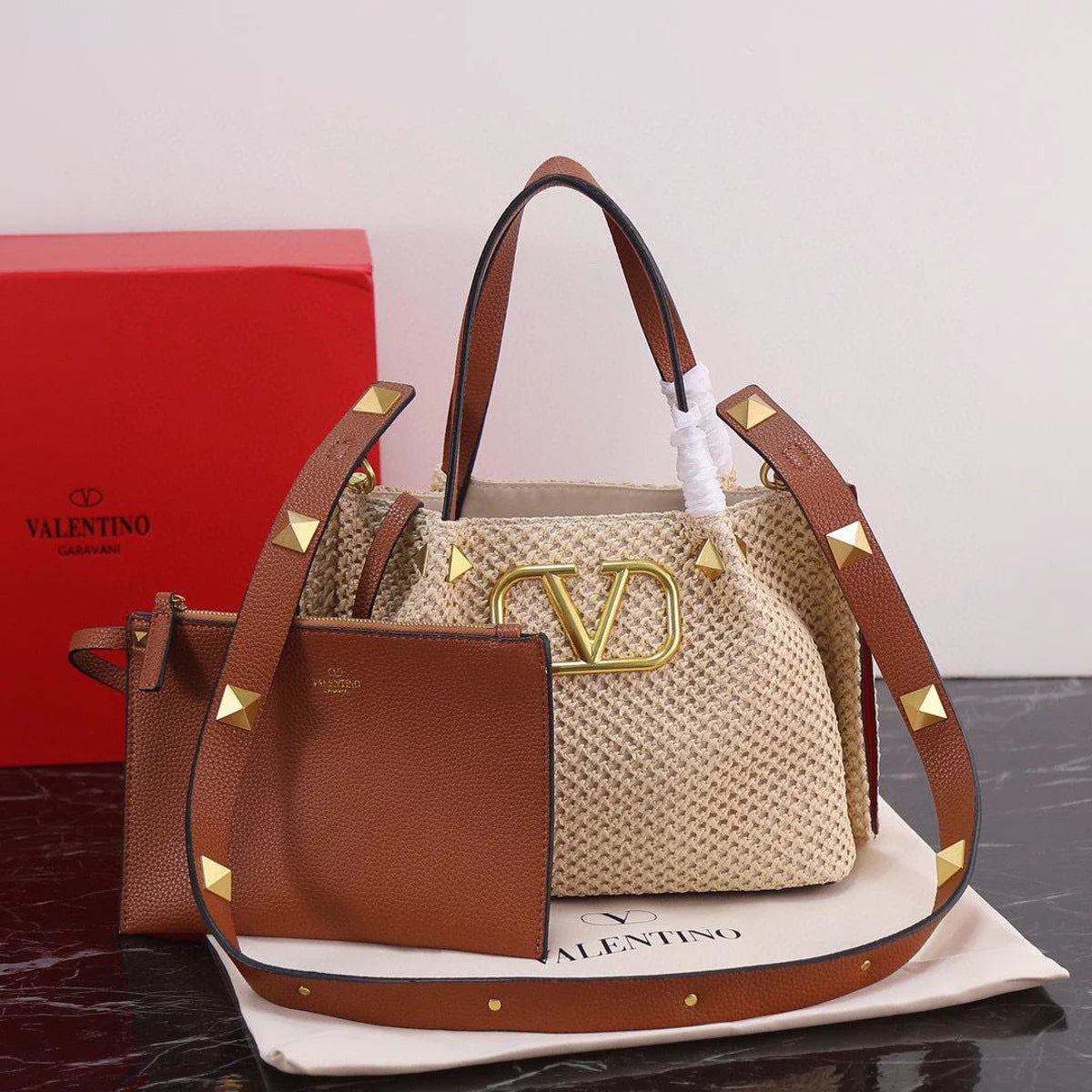 VALENTINO RAFFIA